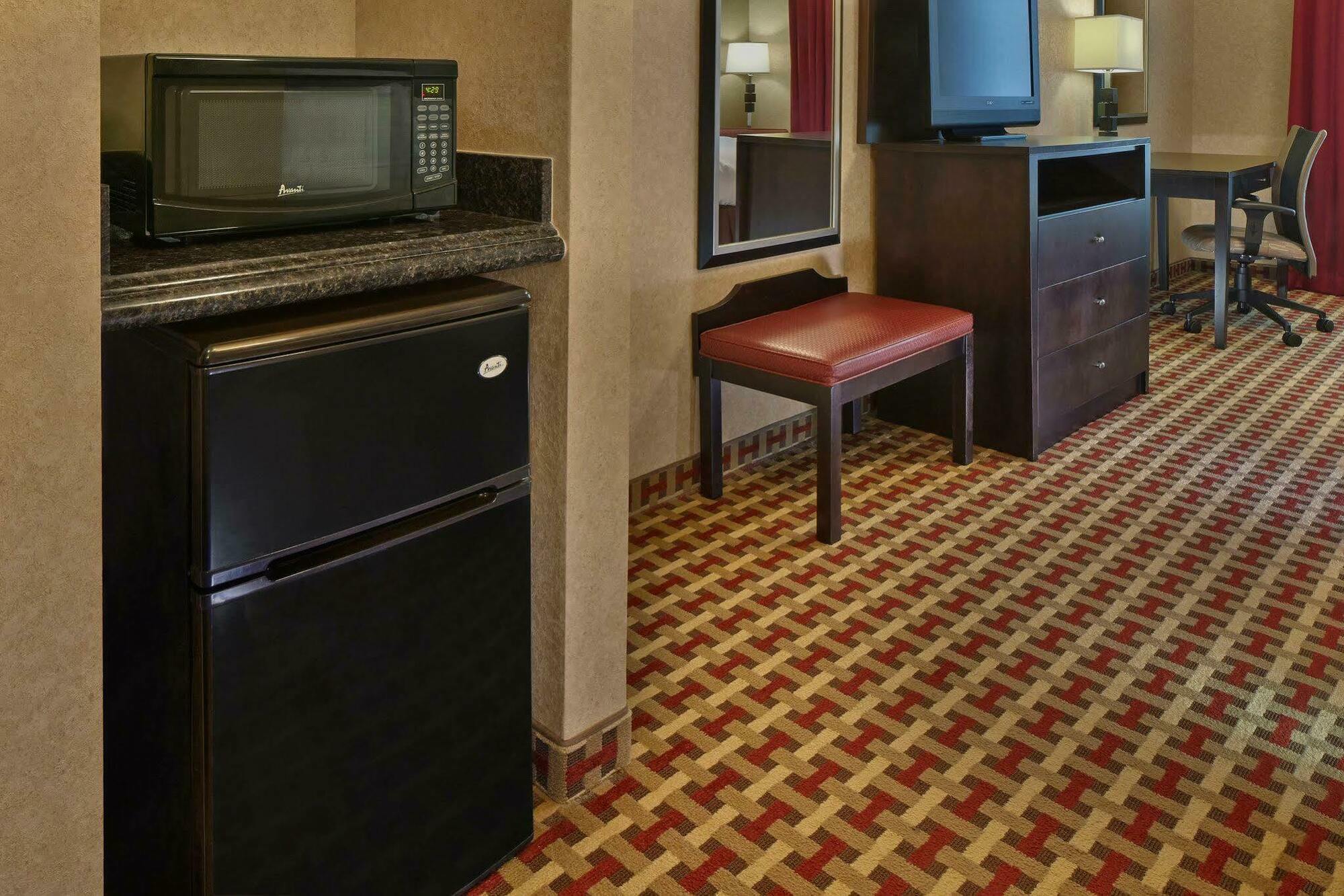 Holiday Inn Jacksonville E 295 Baymeadows By Ihg Dış mekan fotoğraf
